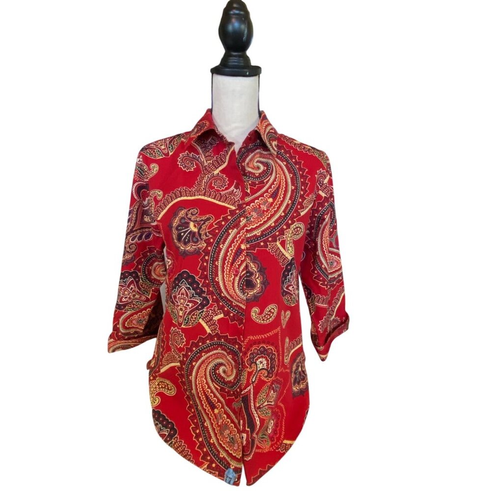 Westbound Women Shirt Size 8 Paisley Wrinkle Free Red ButtonUp 3/4 Sleeve Preppy